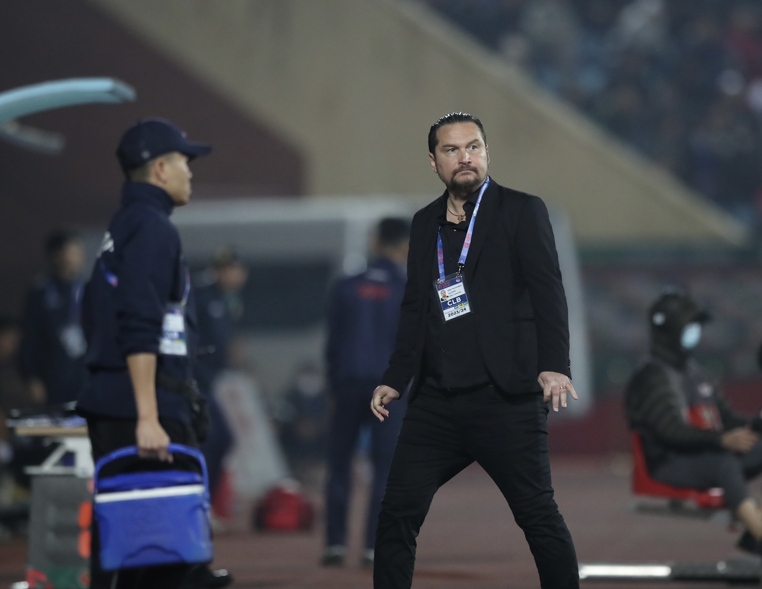 HLV Thanh Hoá mong Nam Định vô địch mùa giải V.League 2023/24