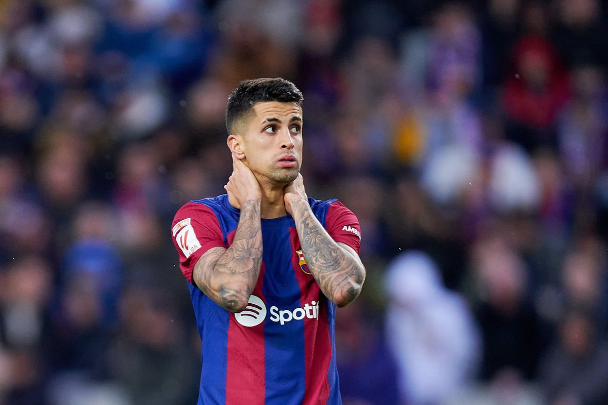 Man City định đoạt tương lai cho Joao Cancelo