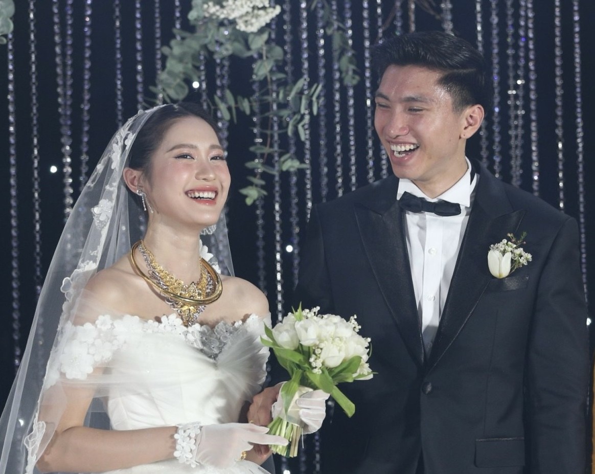 Đoàn Văn Hậu đón tin vui trước đám cưới