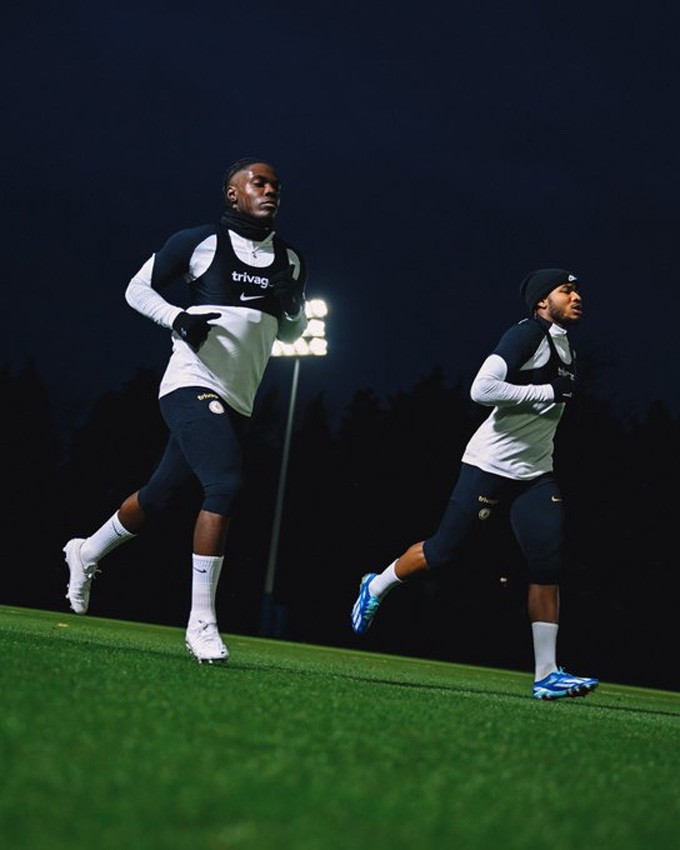 Chelsea thiếu Christopher Nkunku lẫn Romeo Lavia trong trận gặp Newcastle.