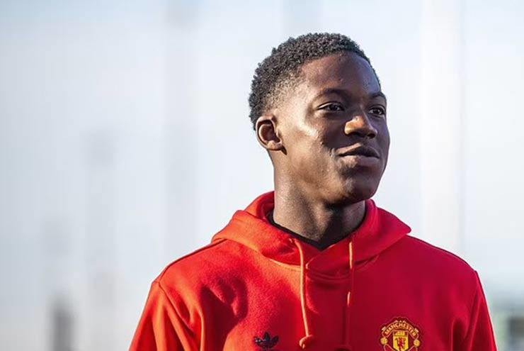 Mainoo tỏa sáng 1 trận cho MU, HLV Southgate đến thăm vì lý do đặc biệt