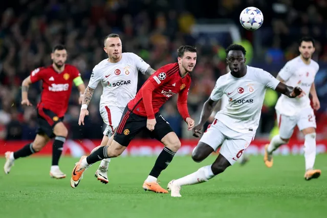 Galatasaray "tổn thất" lớn trước trận gặp Manchester United
