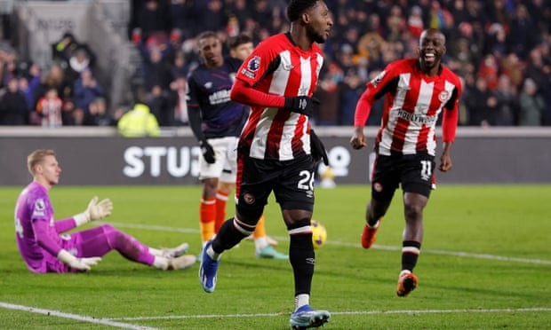 Neal Maupay và Ben Mee ghi bàn giúp Brentford dễ dàng giành chiến thắng trước Luton