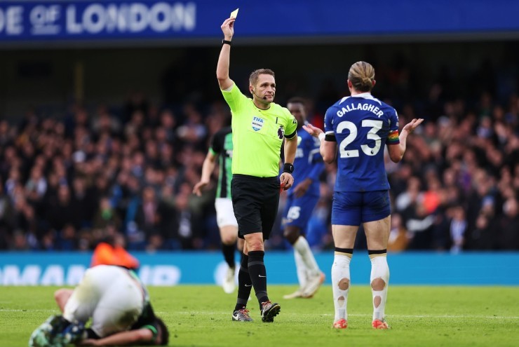 Thẻ phạt đang "hoành hành" Chelsea ở Ngoại hạng Anh
