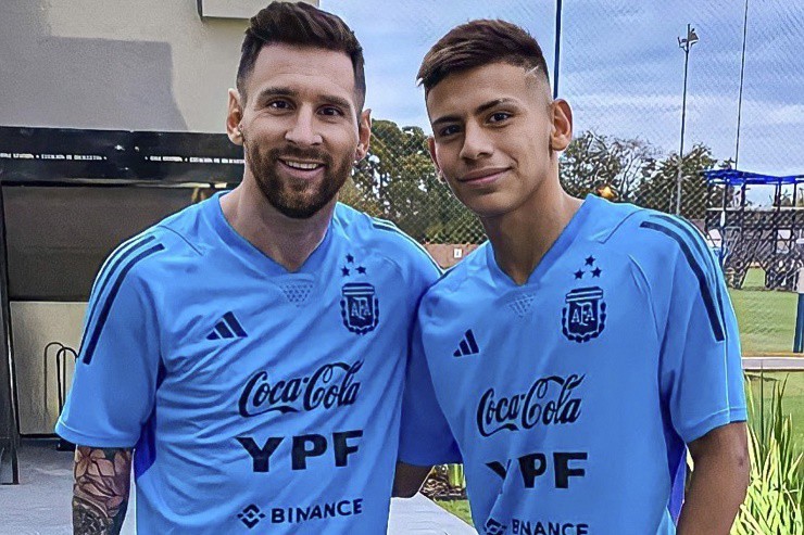 8 đại gia châu Âu tranh "Messi mới": Man City nắm lợi thế, MU tính "hớt tay trên"