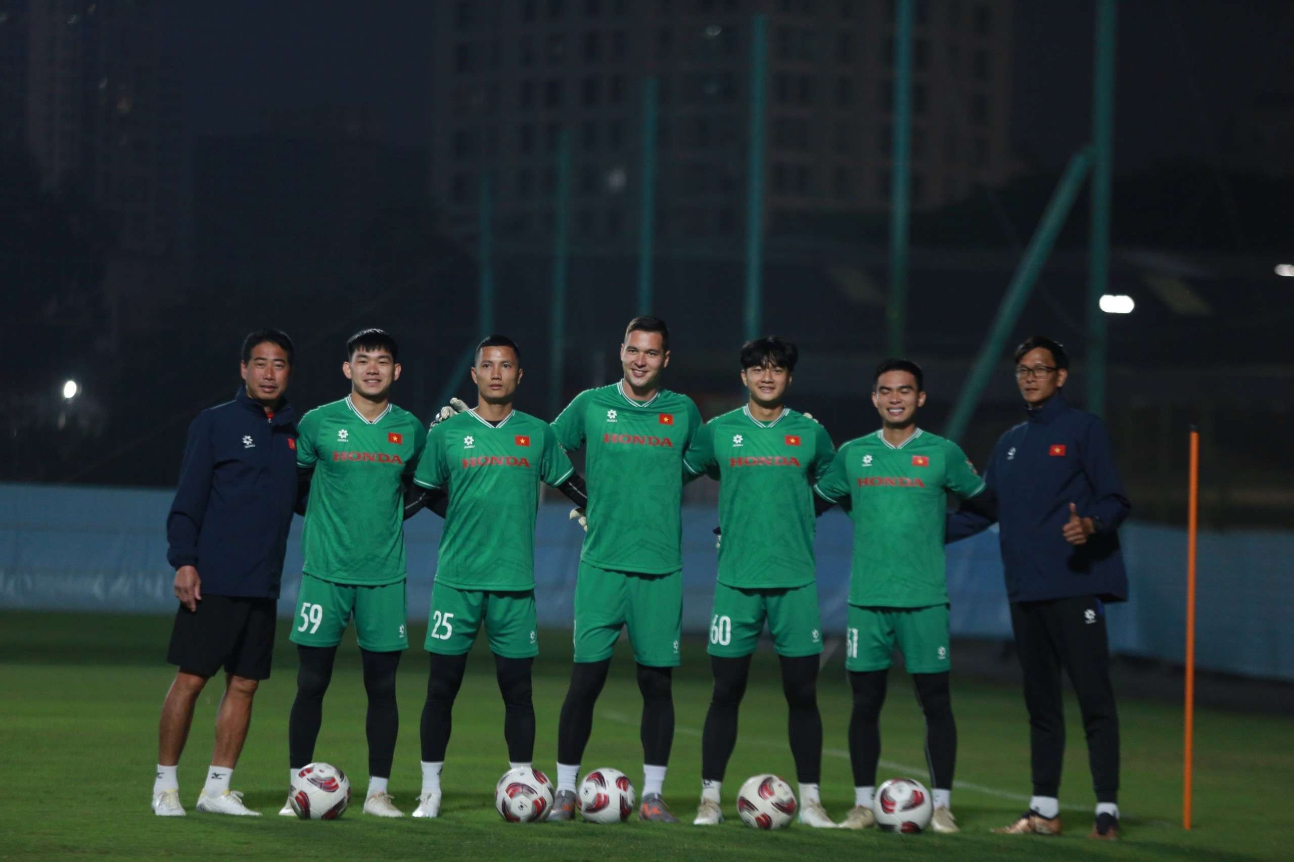 Nhiều gương mặt trẻ được bổ sung lên tuyển Việt Nam, sau cơn bão chấn thương