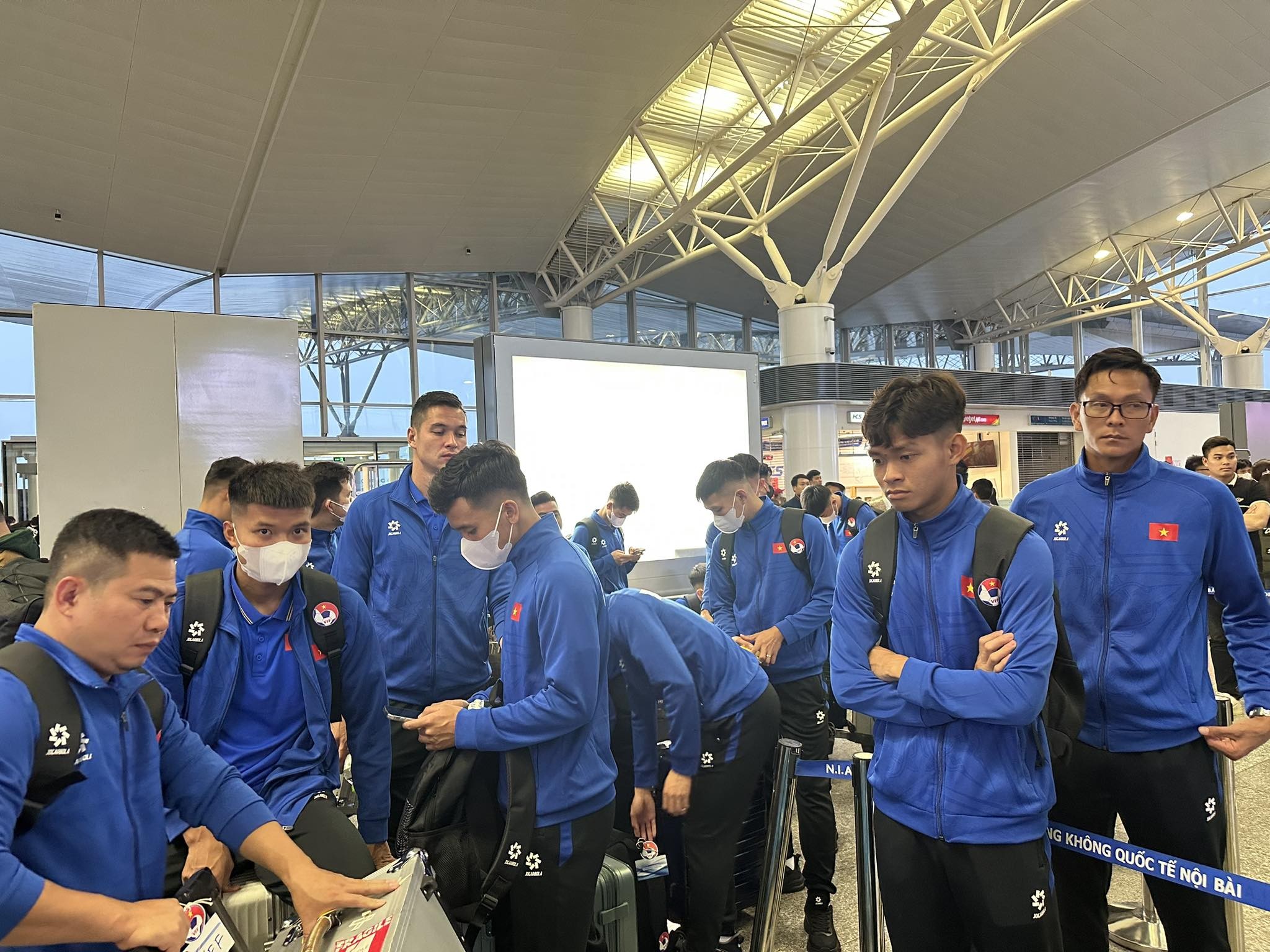 Tuyển Việt Nam lên đường sang Qatar tham dự VCK Asian Cup 2023