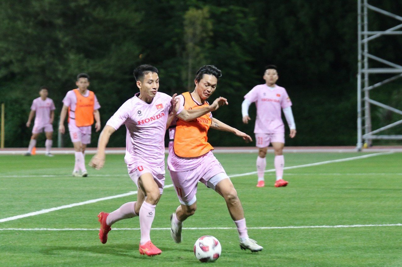 Tuyển Việt Nam đấu Kyrgyzstan: Những thử nghiệm cuối cùng