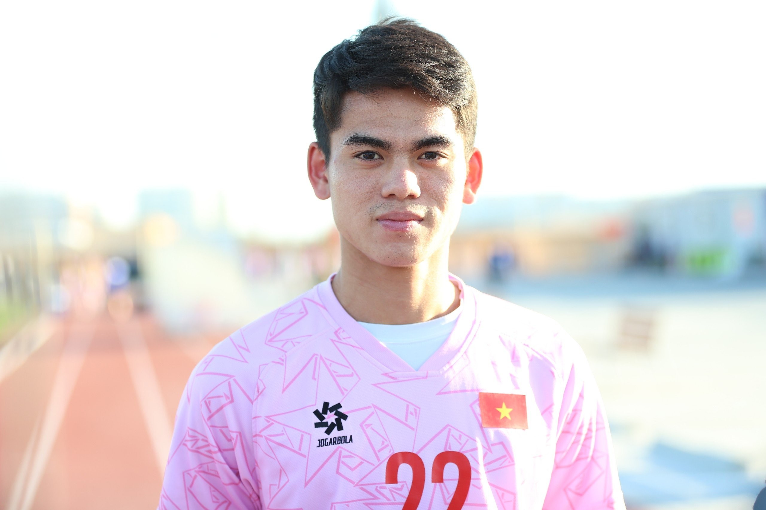 Tiền vệ Khuất Văn Khang: 'Tuyển Việt Nam sẽ thi đấu hết mình vì người hâm mộ'