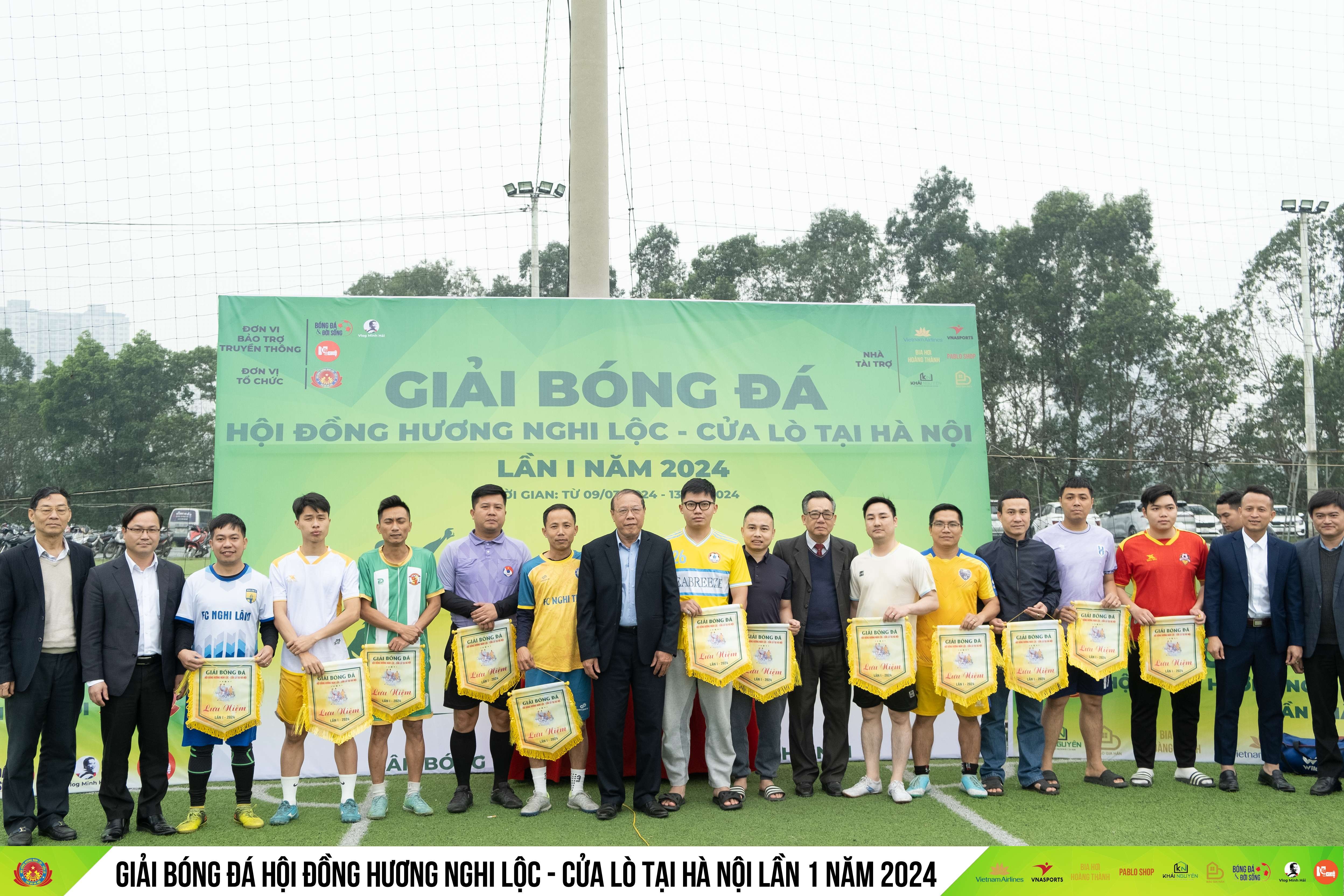 Tưng bừng Lễ khai mạc giải bóng đá Hội đồng hương Nghi Lộc - Cửa Lò tại Hà Nội