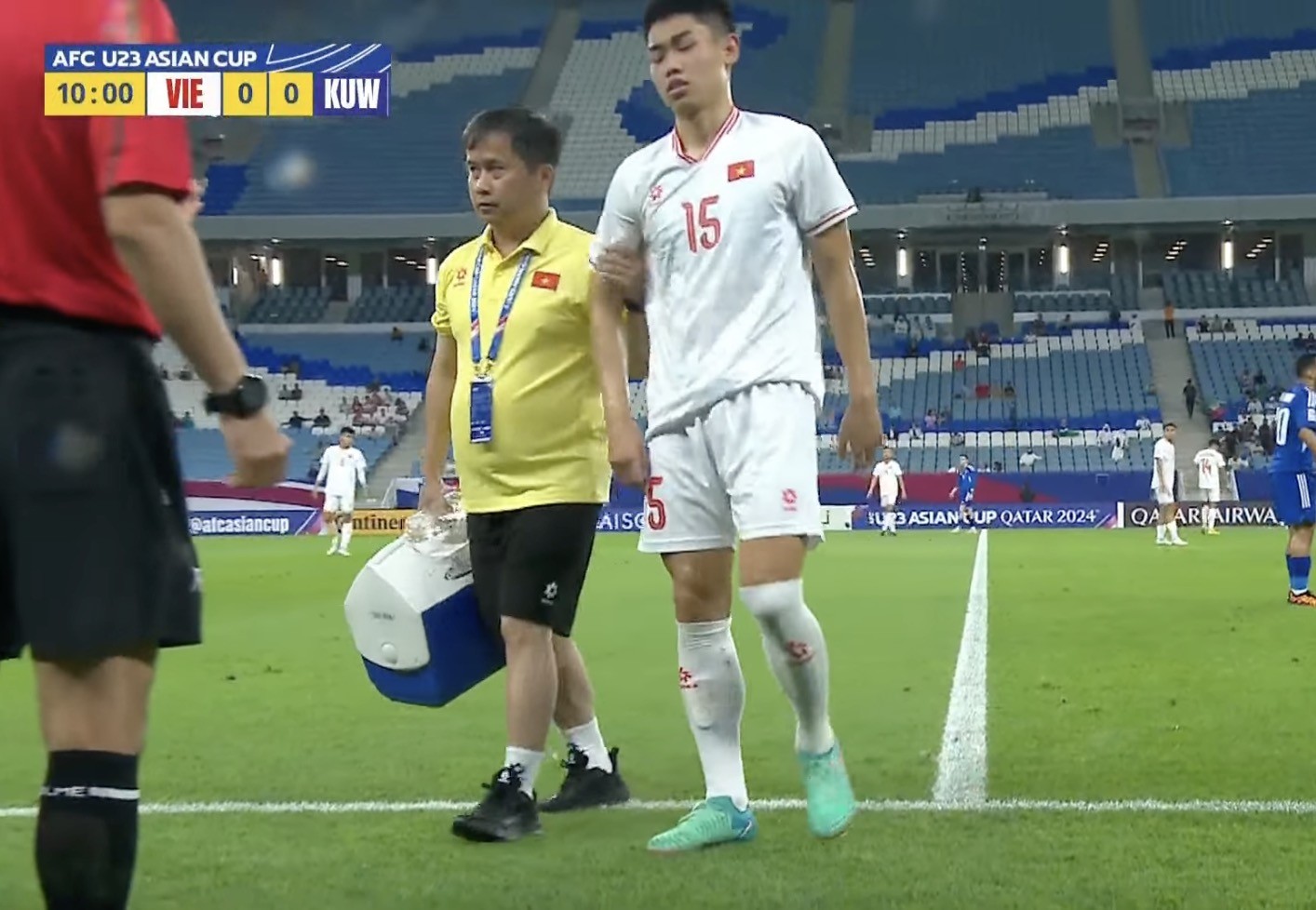 Nguyễn Đình Bắc lật cổ chân, có thể lỡ vòng bảng giải U23 châu Á