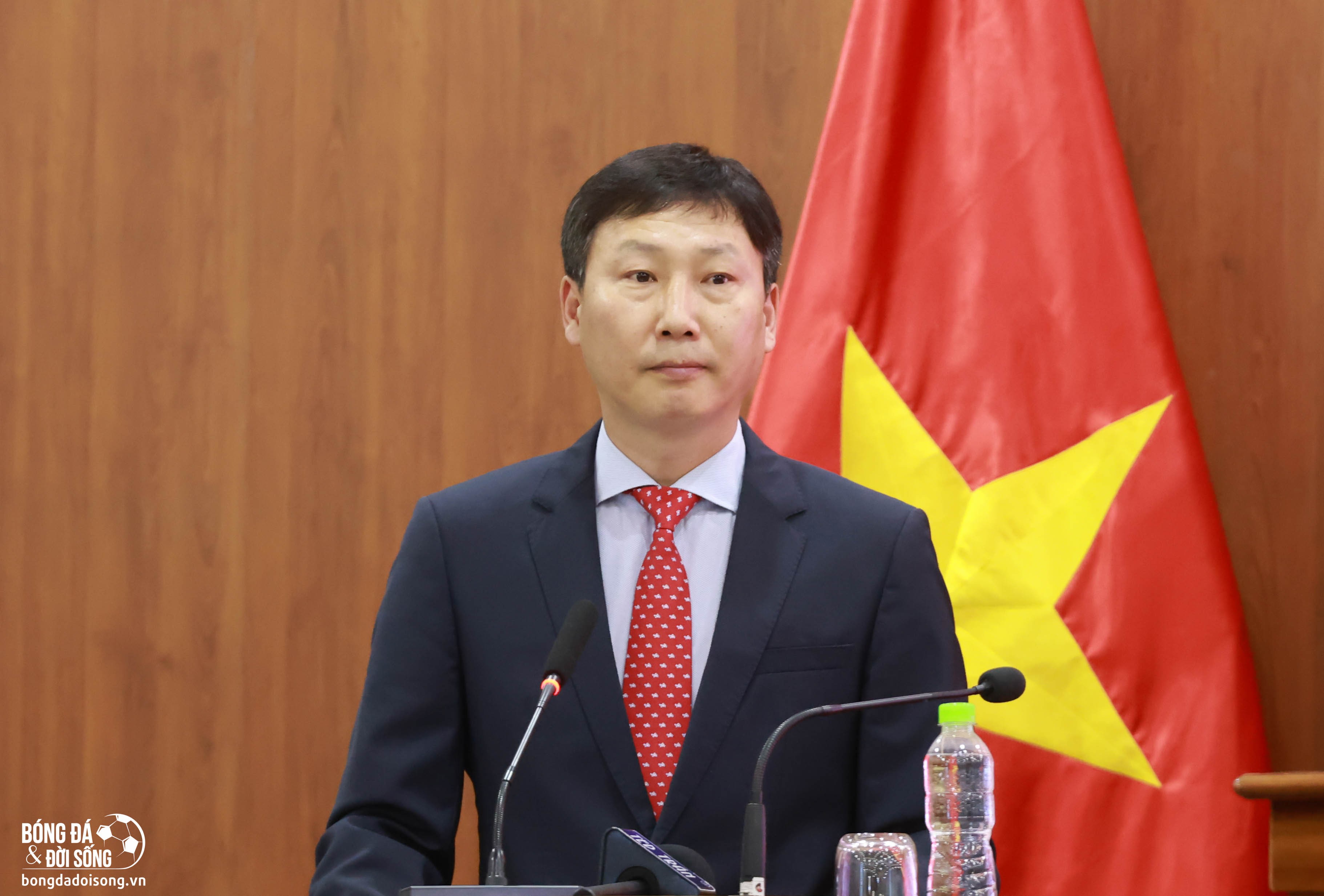 HLV Kim Sang-sik: 'Tôi hy vọng và mong đội tuyển Việt Nam sẽ luôn trung thành, cống hiến hết mình'