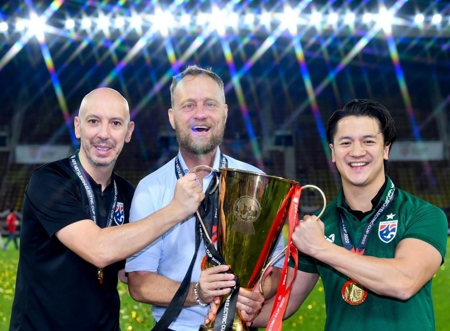 Hai trợ lý HLV Mano Polking mang đến CLB CAHN: Từng có hành động xấu tại AFF Cup