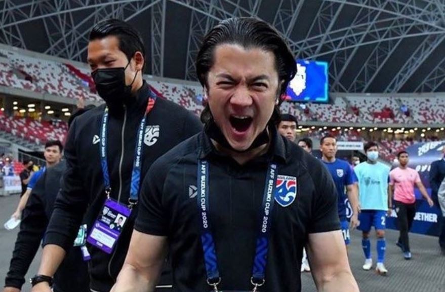 Trợ lý từng khiến phóng viên Việt Nam nóng mắt không sang CAHN cùng HLV Polking