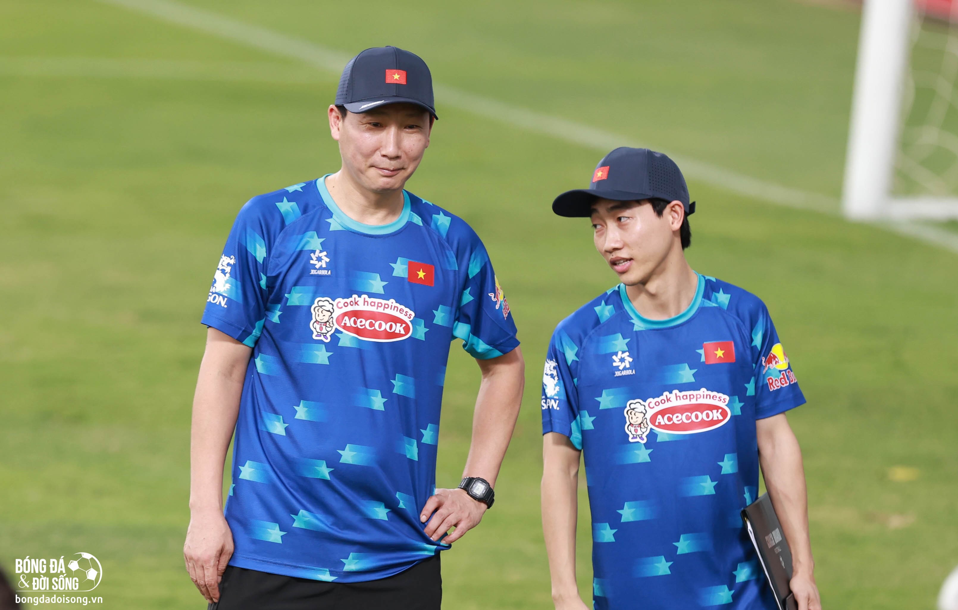 HLV Kim Sang Sik mang bầu không khí "Park Hang Seo" trở lại ĐT Việt Nam