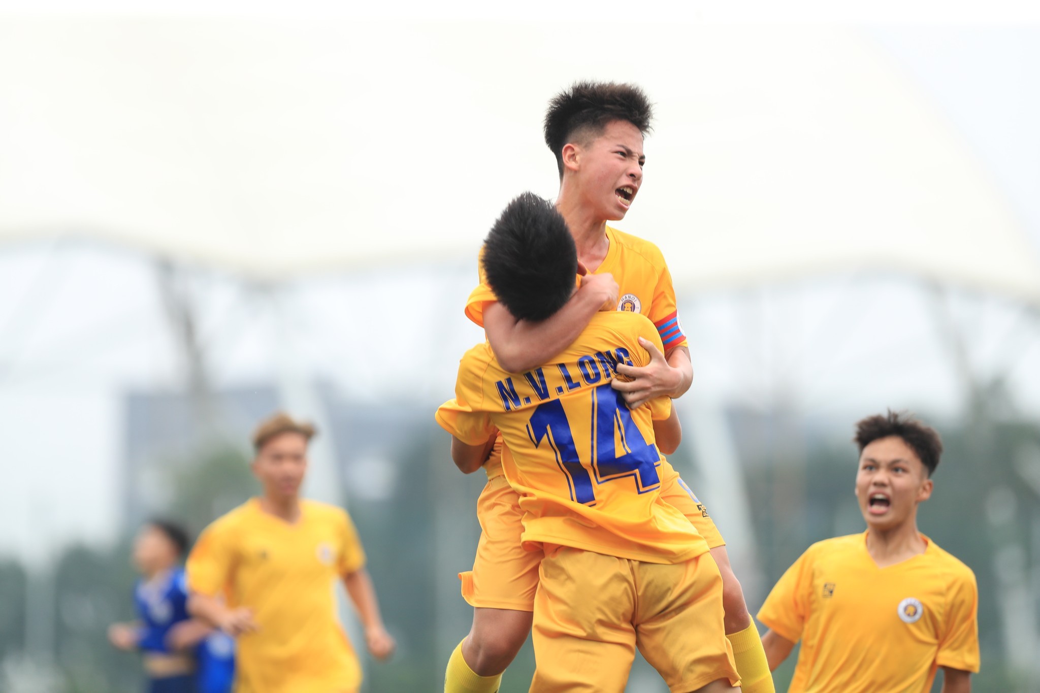 Kết quả giải VĐ U17 Quốc gia: Cầm vàng lại để vàng rơi, U17 SLNA thua ngược trước Hà Nội