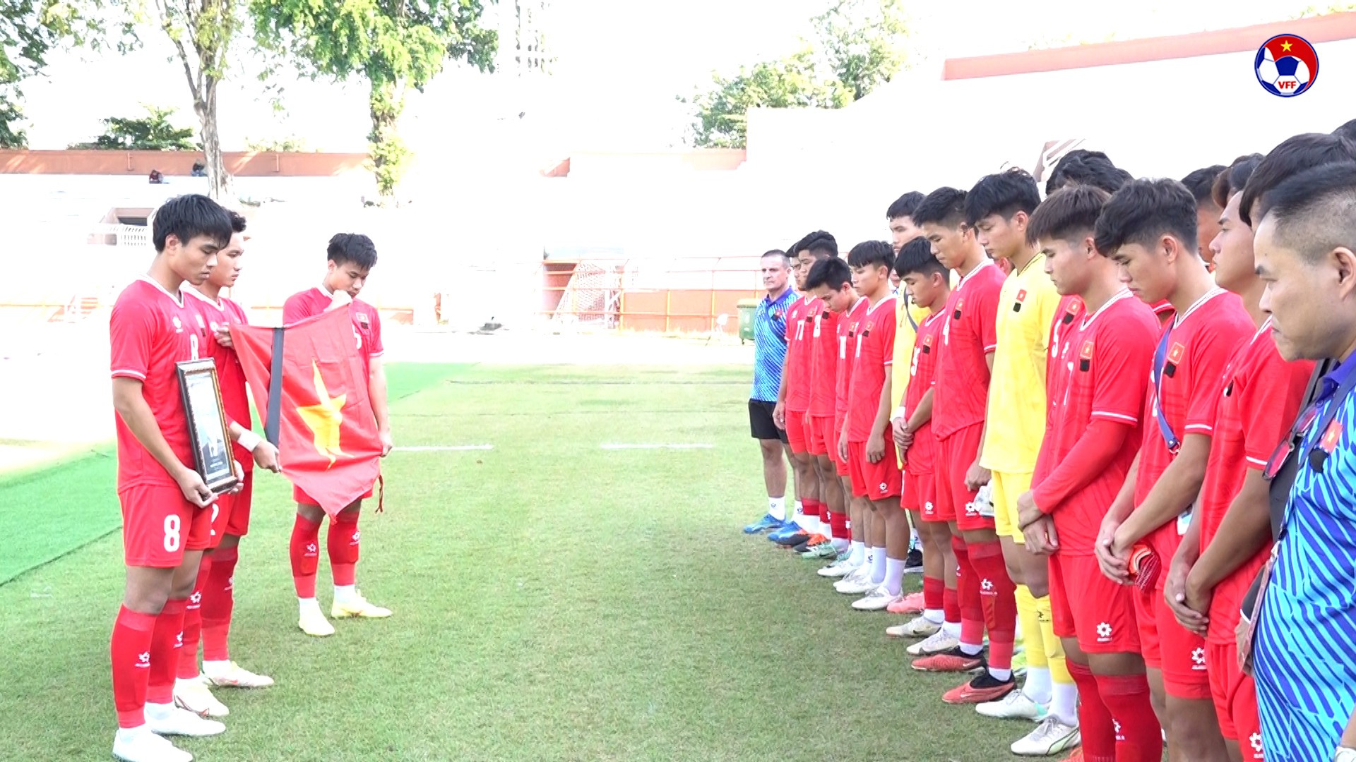 U19 Việt Nam làm điều đặc biệt trước trận quyết chiến, tưởng nhớ Tổng bí thư Nguyễn Phú Trọng