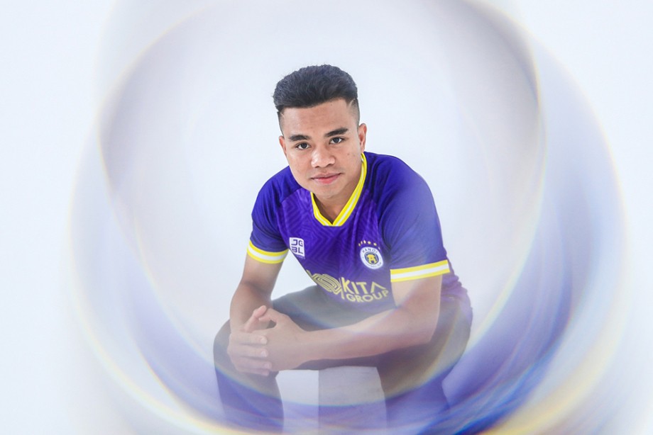 Gặp rắc rối với thương vụ chiêu mộ nhà vô địch SEA Games, Hà Nội FC làm gì?