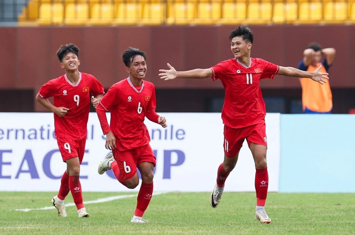 U16 Việt Nam thắng sốc Nhật Bản, giành ngôi Á quân đầy kịch tính