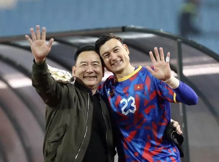 Bố Đặng Văn Lâm nhắn nhủ điều xúc động trước trận đấu ĐT Việt Nam vs ĐT Nga