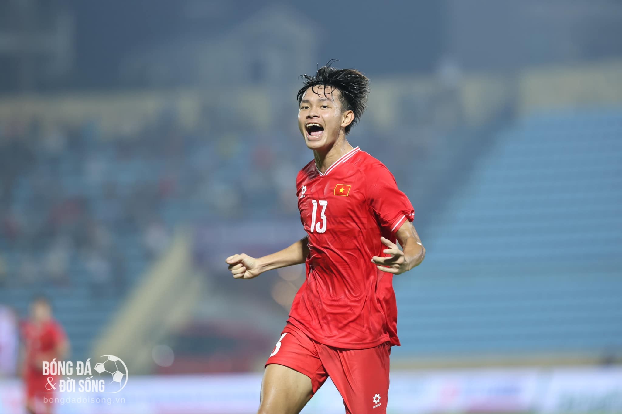 Phung phí cơ hội khó tin, ĐT Việt Nam bị Ấn Độ cầm hòa