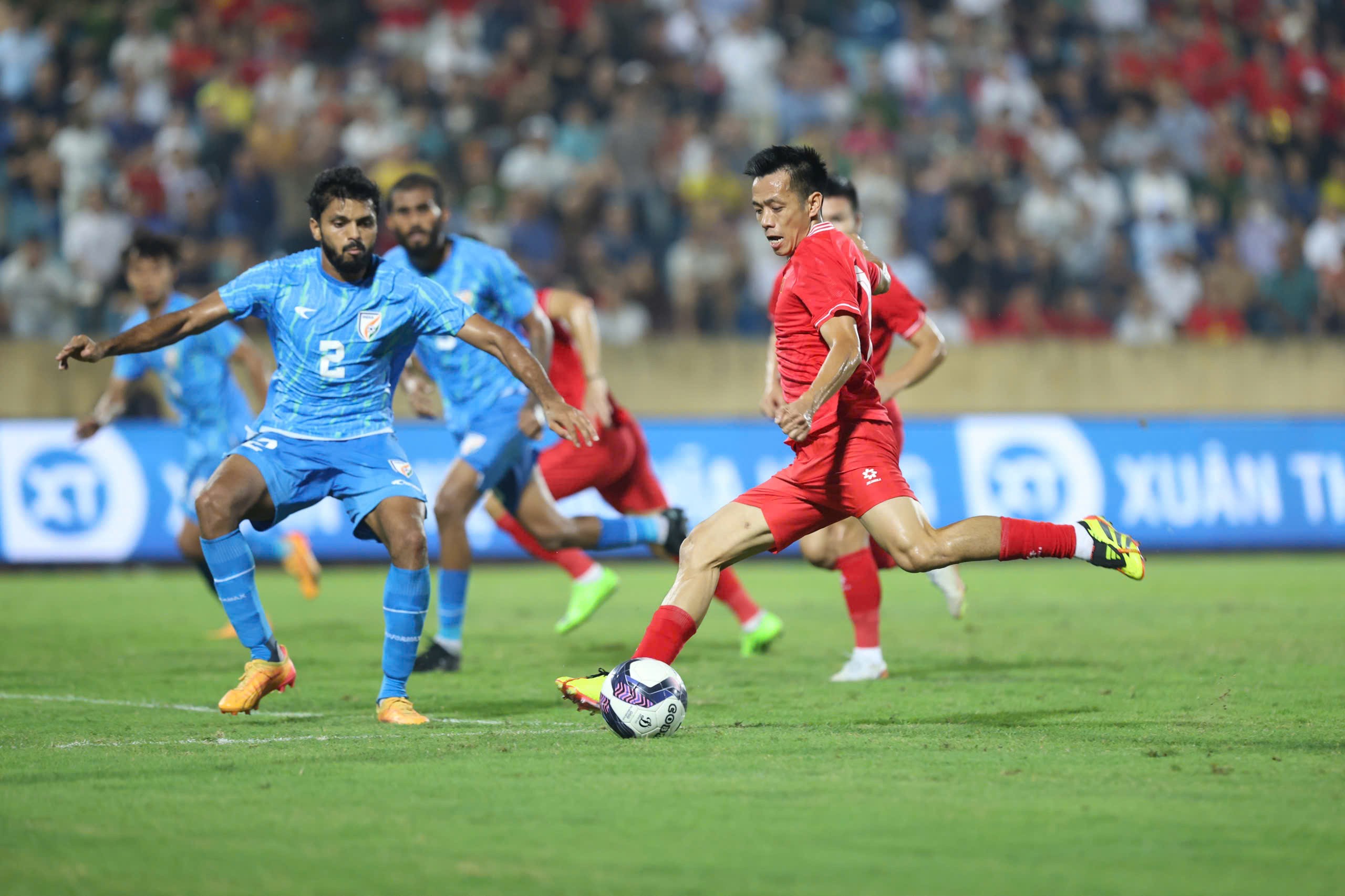 Văn Quyết: “Thể trạng của tôi không đáp ứng được cho ĐT Việt Nam nữa rồi”