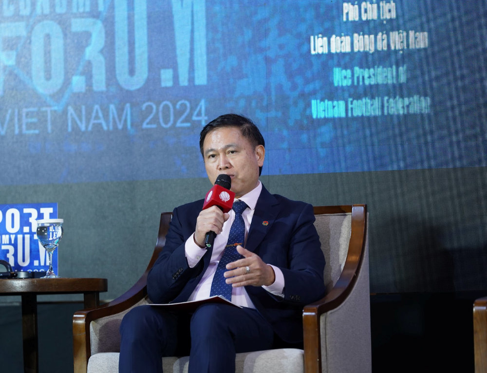 Các cầu thủ câu giờ, trọng tài check VAR quá lâu, V.League bao giờ mới hấp dẫn?