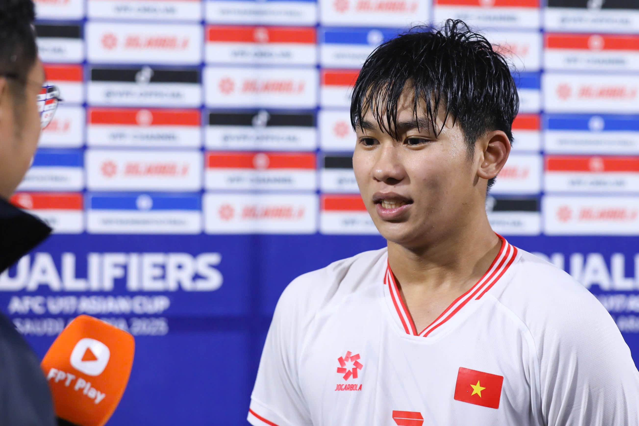 Đội trưởng U17 Việt Nam: ''Tôi xem anh Quế Ngọc Hải như hình mẫu để theo đuổi''