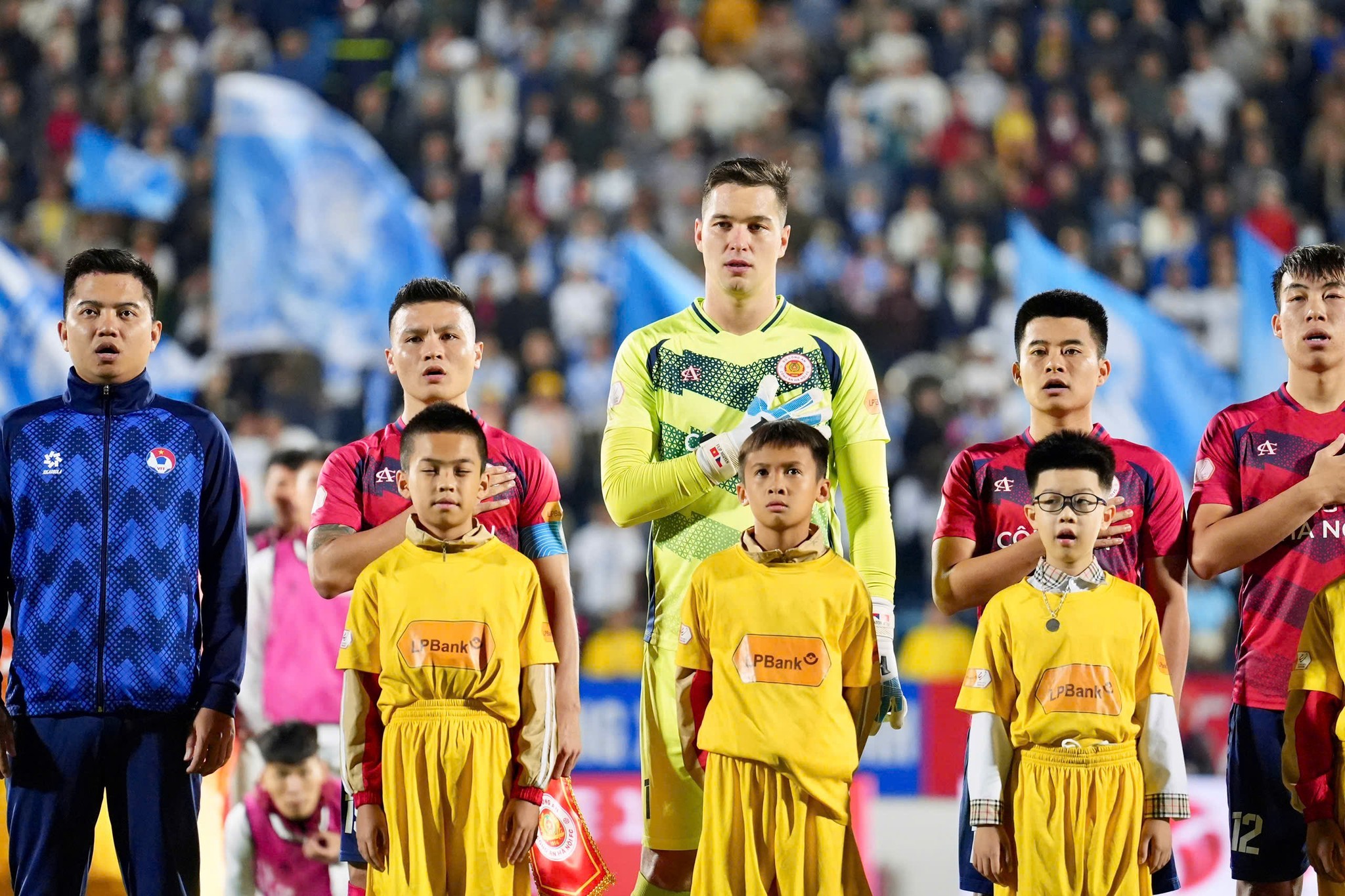 HLV Đà Nẵng ngả mũ trước khoảnh khắc xuất thần của Filip Nguyễn