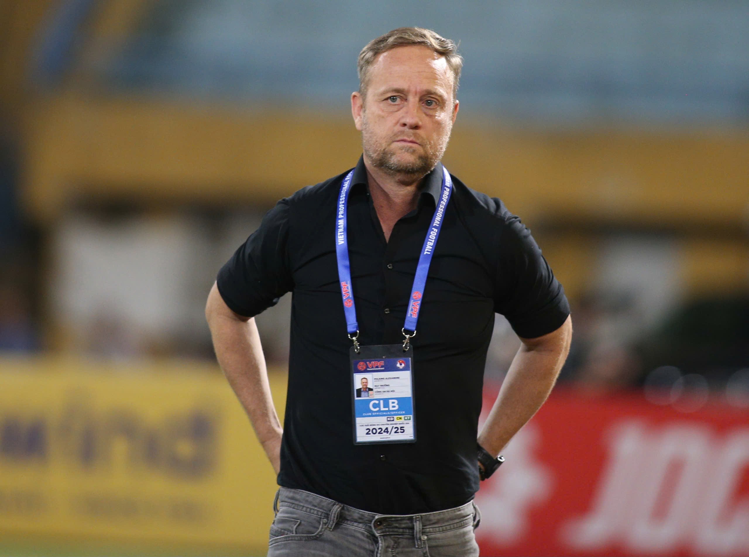 HLV Polking: ''Chơi như Hoàng Anh Gia Lai, bóng đá Việt Nam khó phát triển được''