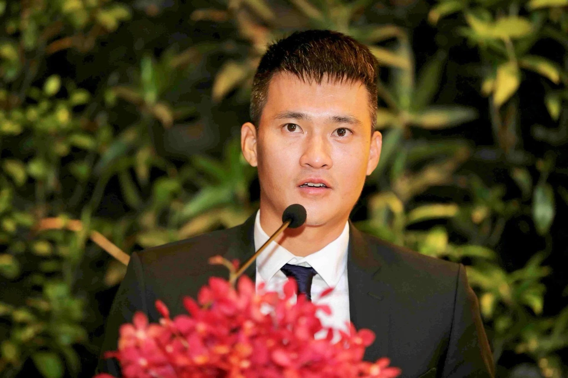 SLNA và Lê Công Vinh gặp khúc mắc lớn trong quá trình đàm phán