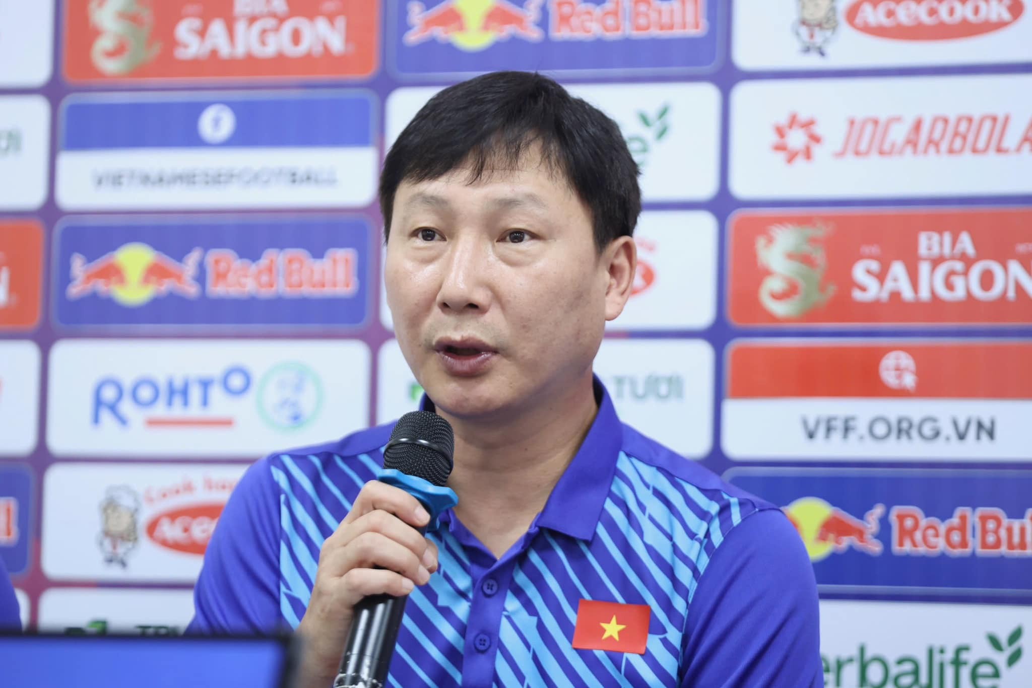 HLV Kim Sang Sik: "Ông Park là người mở đường cho tôi tới Việt Nam"
