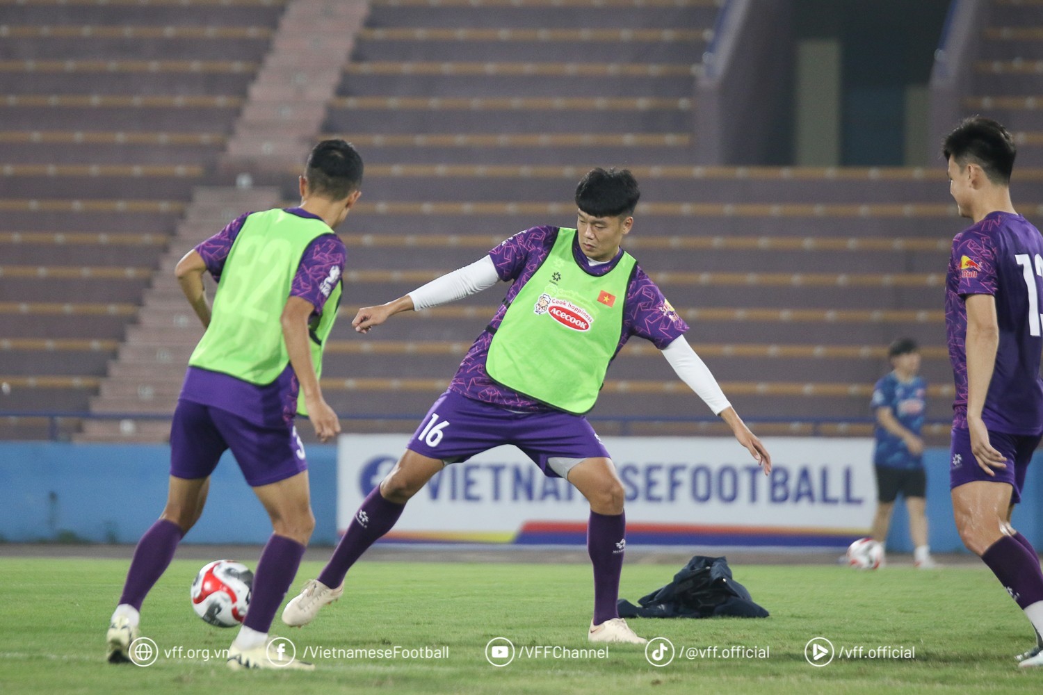 Trước ngày lên đường, Thành Chung khẳng định khát khao vô địch cùng ĐT Việt Nam