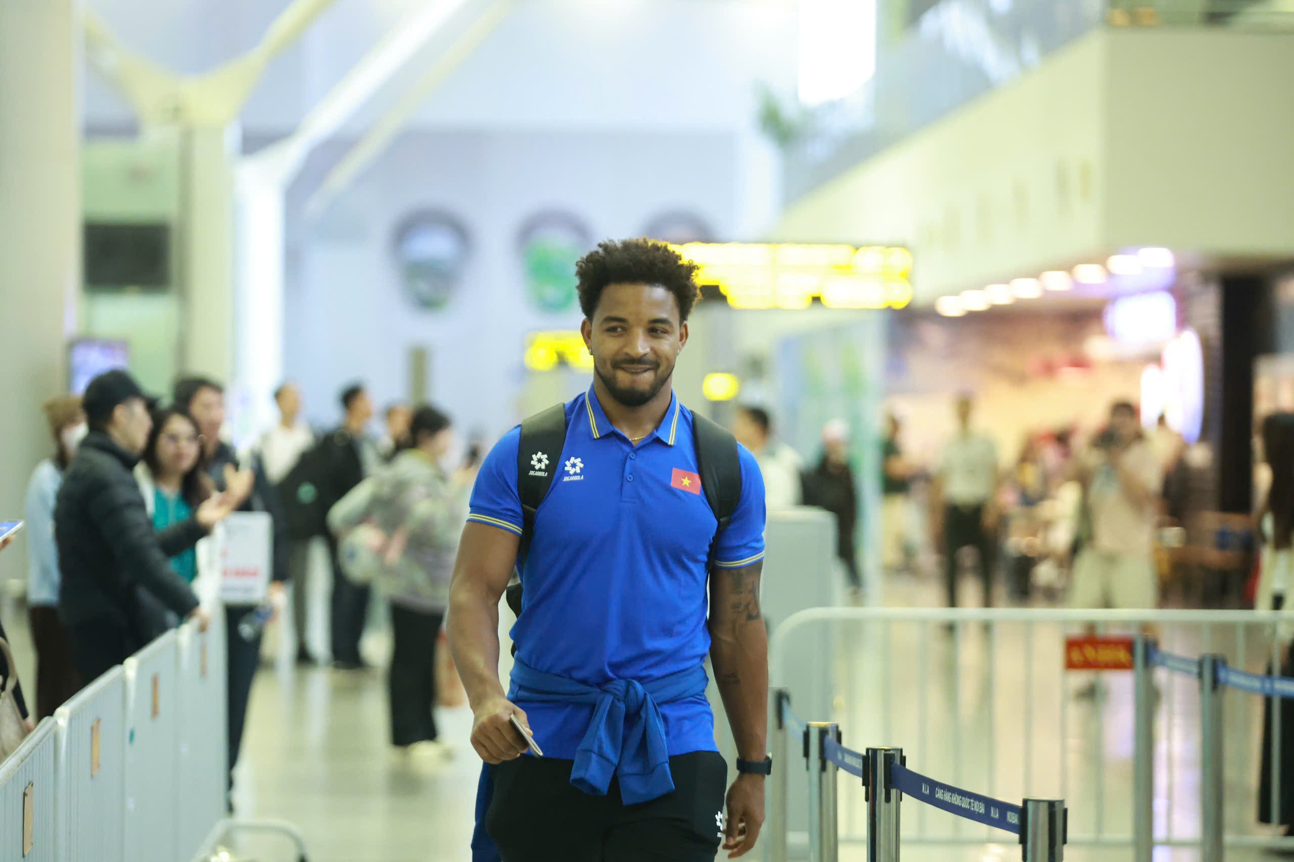 Nguyễn Xuân Son chia sẻ về ngày đầu tiên tại ĐT Việt Nam: "Sự gắn kết này thật tuyệt vời"