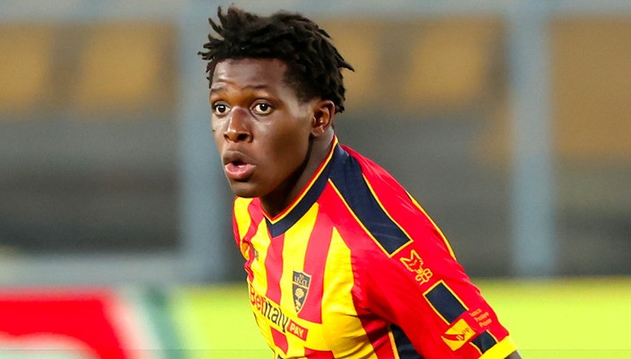 Man United cân nhắc chiêu mộ sao trẻ của Serie A