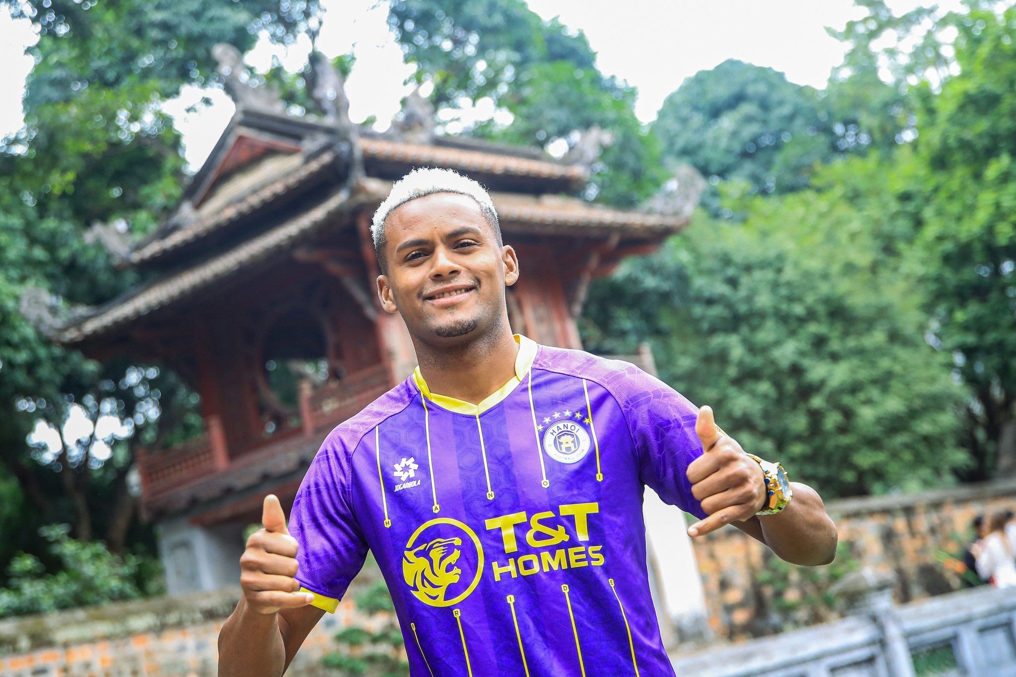 Sự vụng về của "chân gỗ" Passira và lời cảnh báo về ngoại binh cho Hà Nội FC