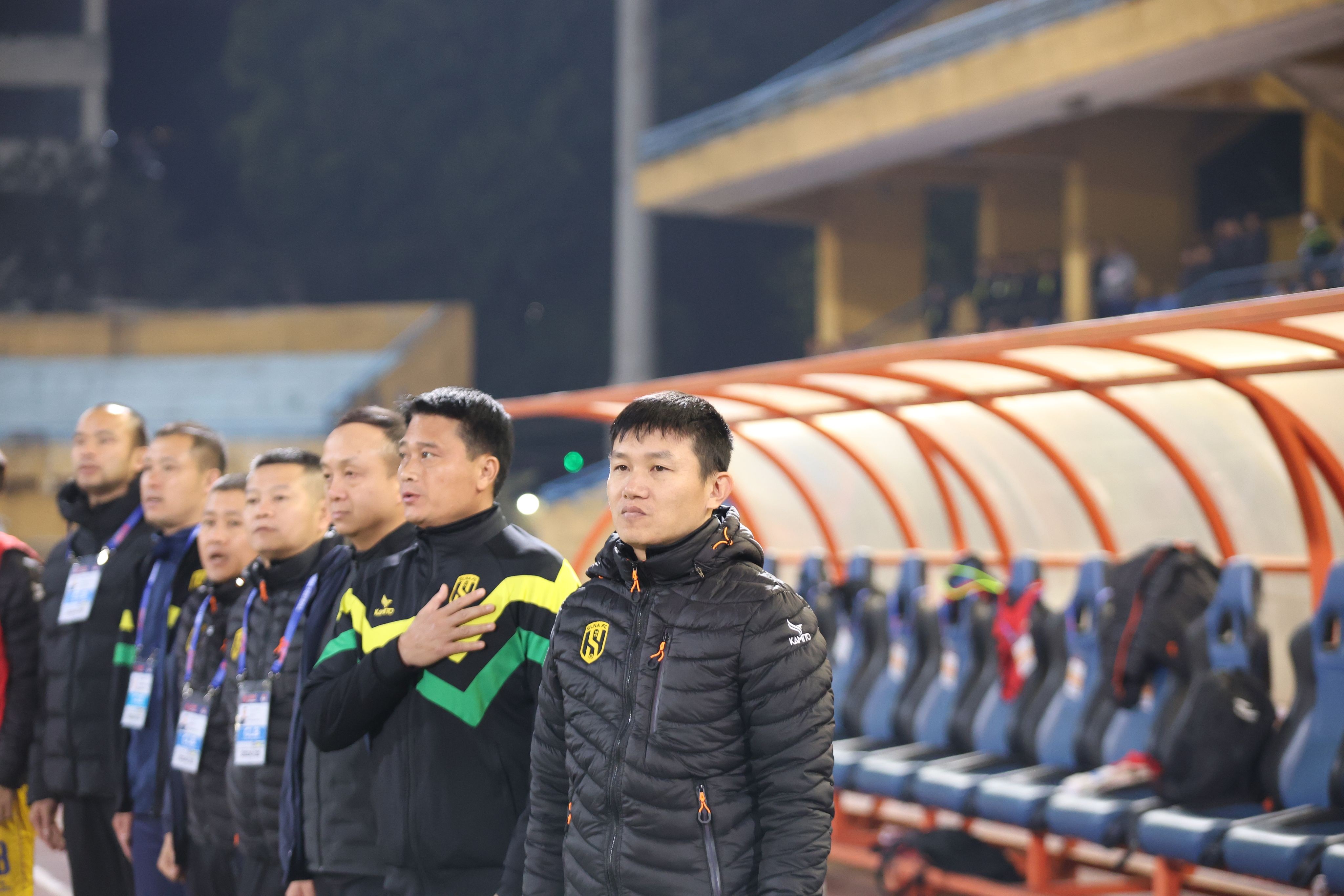 Huấn luyện viên Phan Như Thuật: 'Nếu Sông Lam Nghệ An ghi được bàn, cục diện trận đấu đã khác'