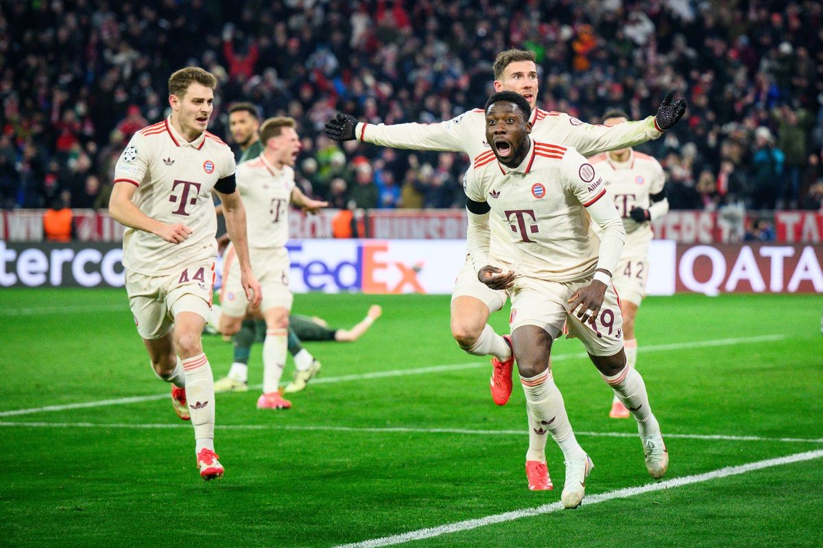 Kết quả UEFA Champions League 2024/25: Bayern vất vả đi tiếp, AC Milan bất ngờ ngã ngựa