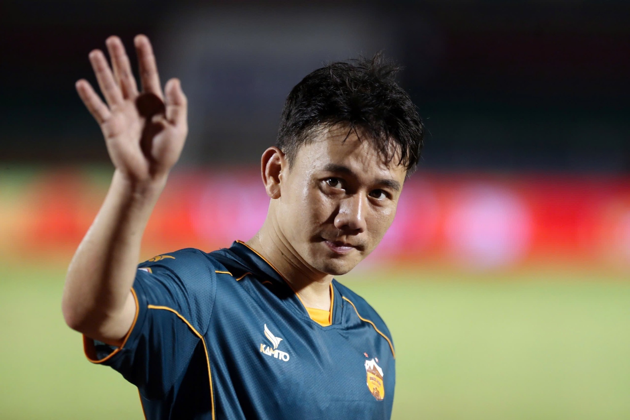 Tương lai của Minh Vương do bầu Đức quyết định