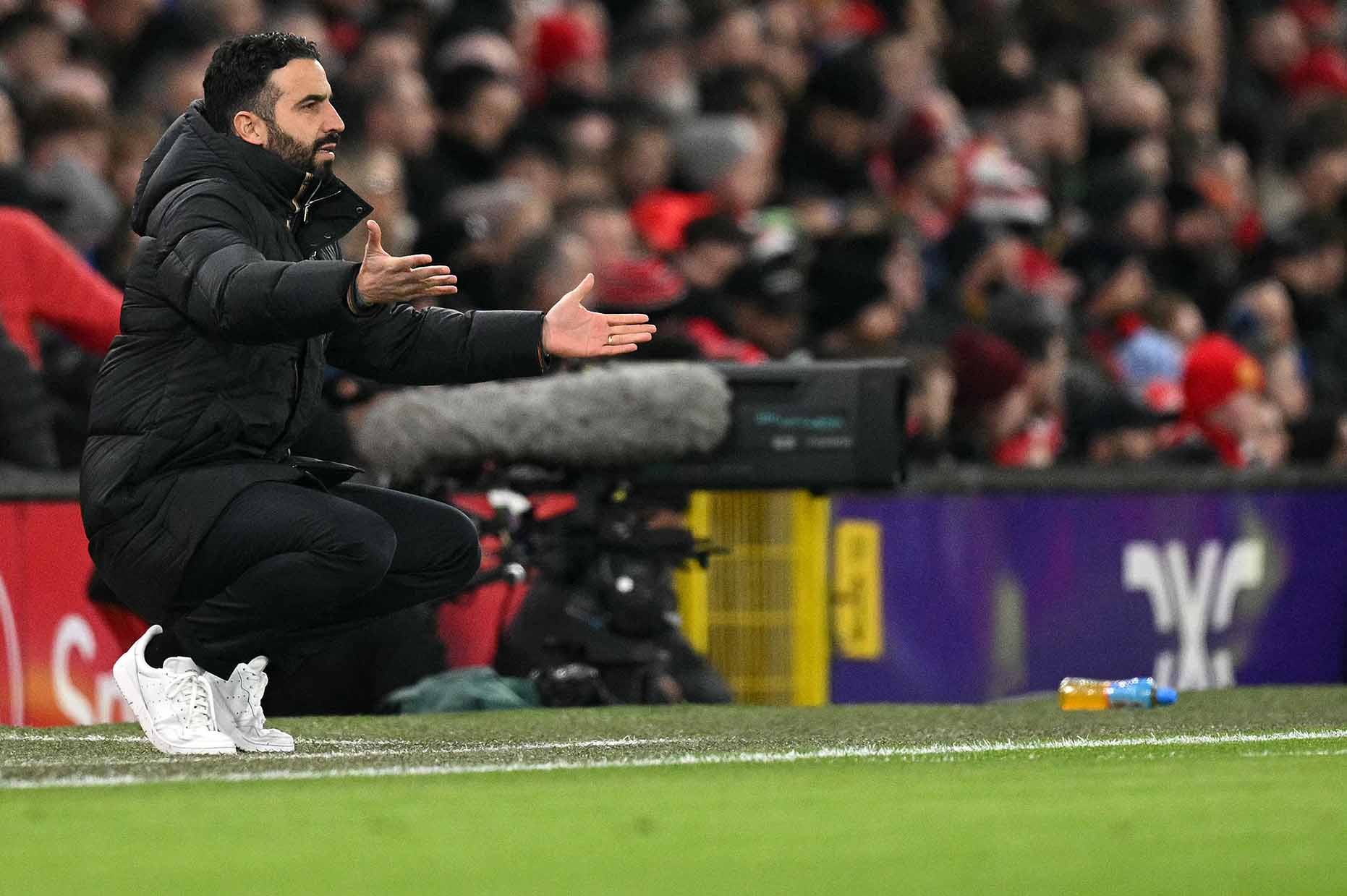 HLV Amorim có khả năng rời Man United ngay trong mùa giải