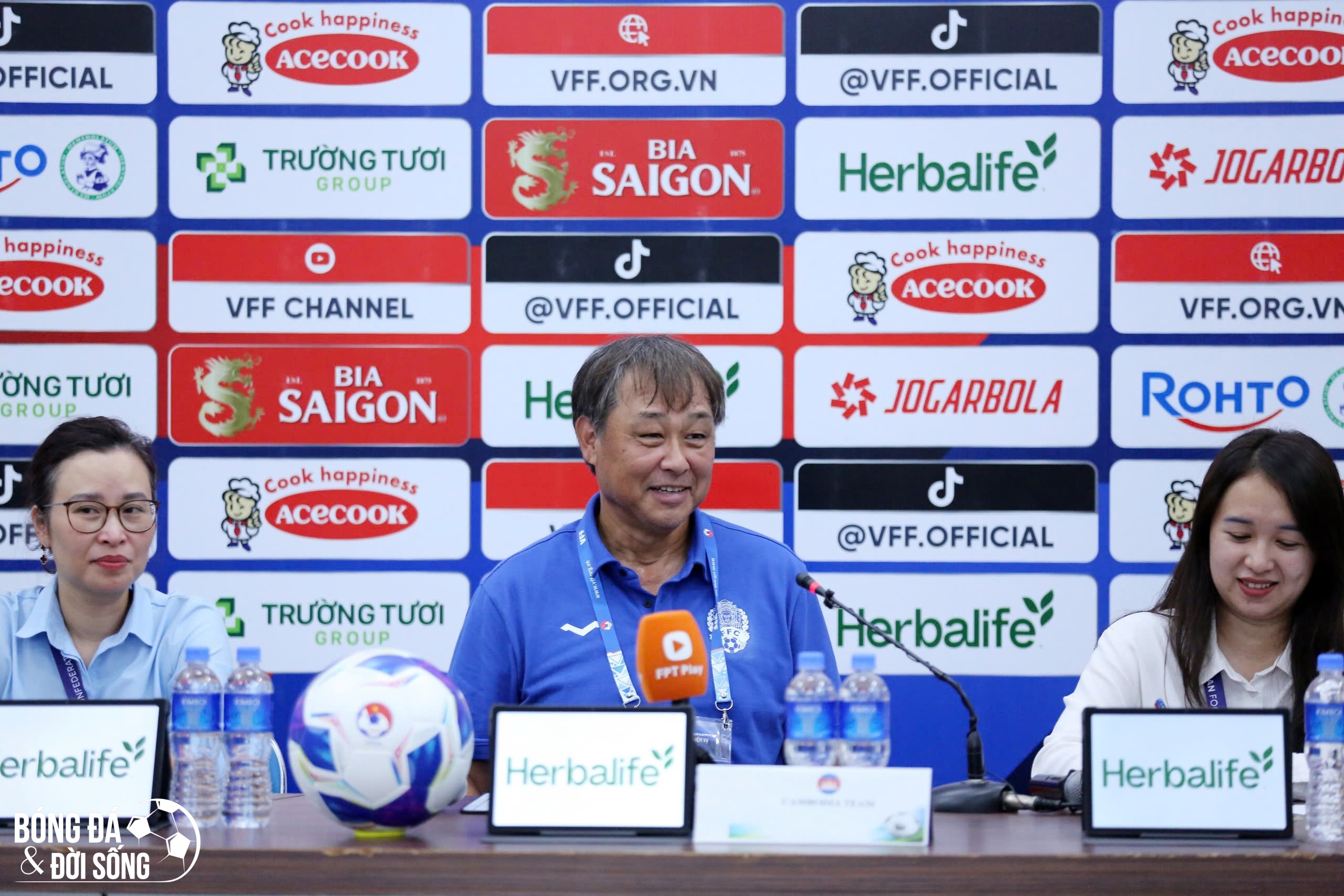 HLV Gyotoku: "Cầu thủ nhập tịch là chìa khóa giúp Campuchia vươn tầm"