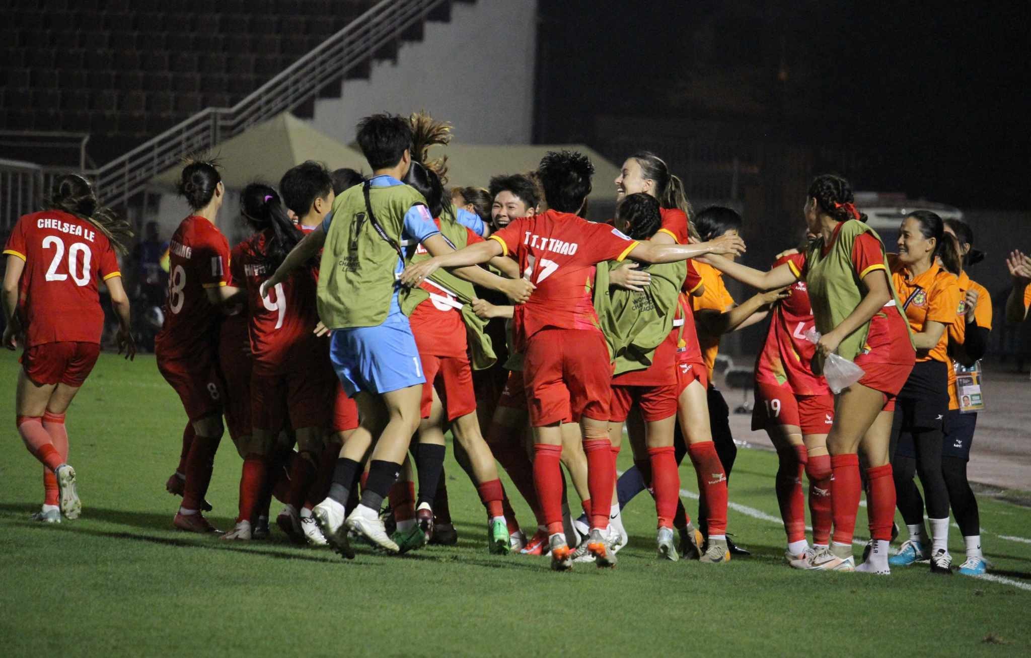 Truyền thông đối thủ ngỡ ngàng trước màn trình diễn của CLB nữ TPHCM