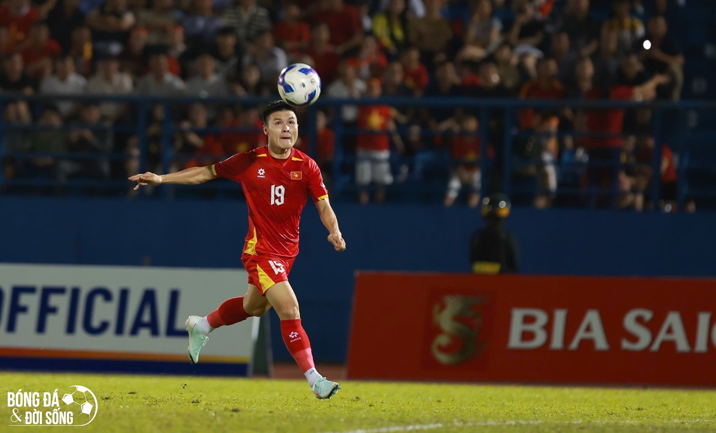 Quang Hải áp sát kỷ lục của Công Vinh, làm điều chưa từng có trong lịch sử bóng đá Việt Nam