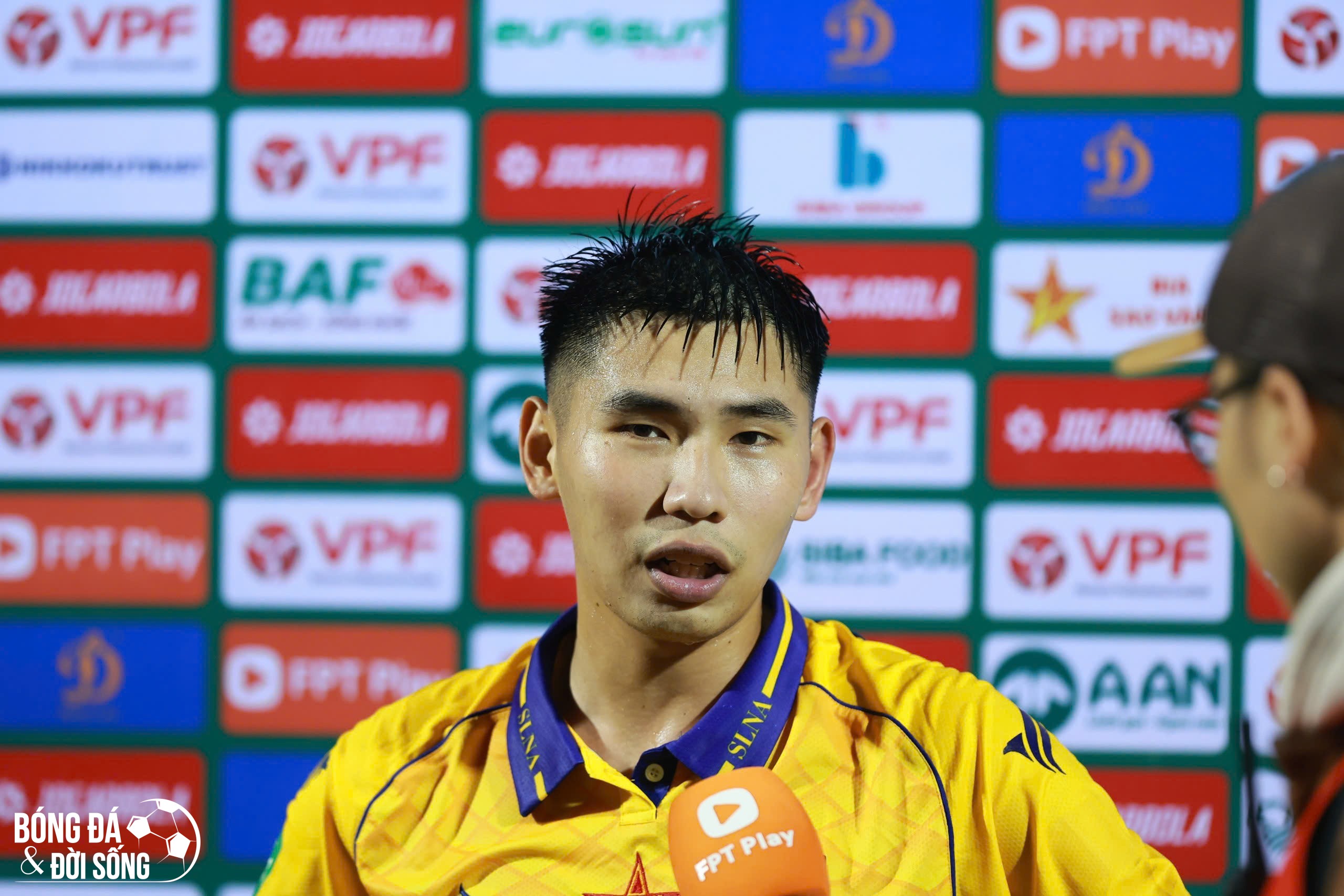 Tiền vệ Đinh Xuân Tiến: "Chiến thắng này là động lực lớn cho chúng tôi"