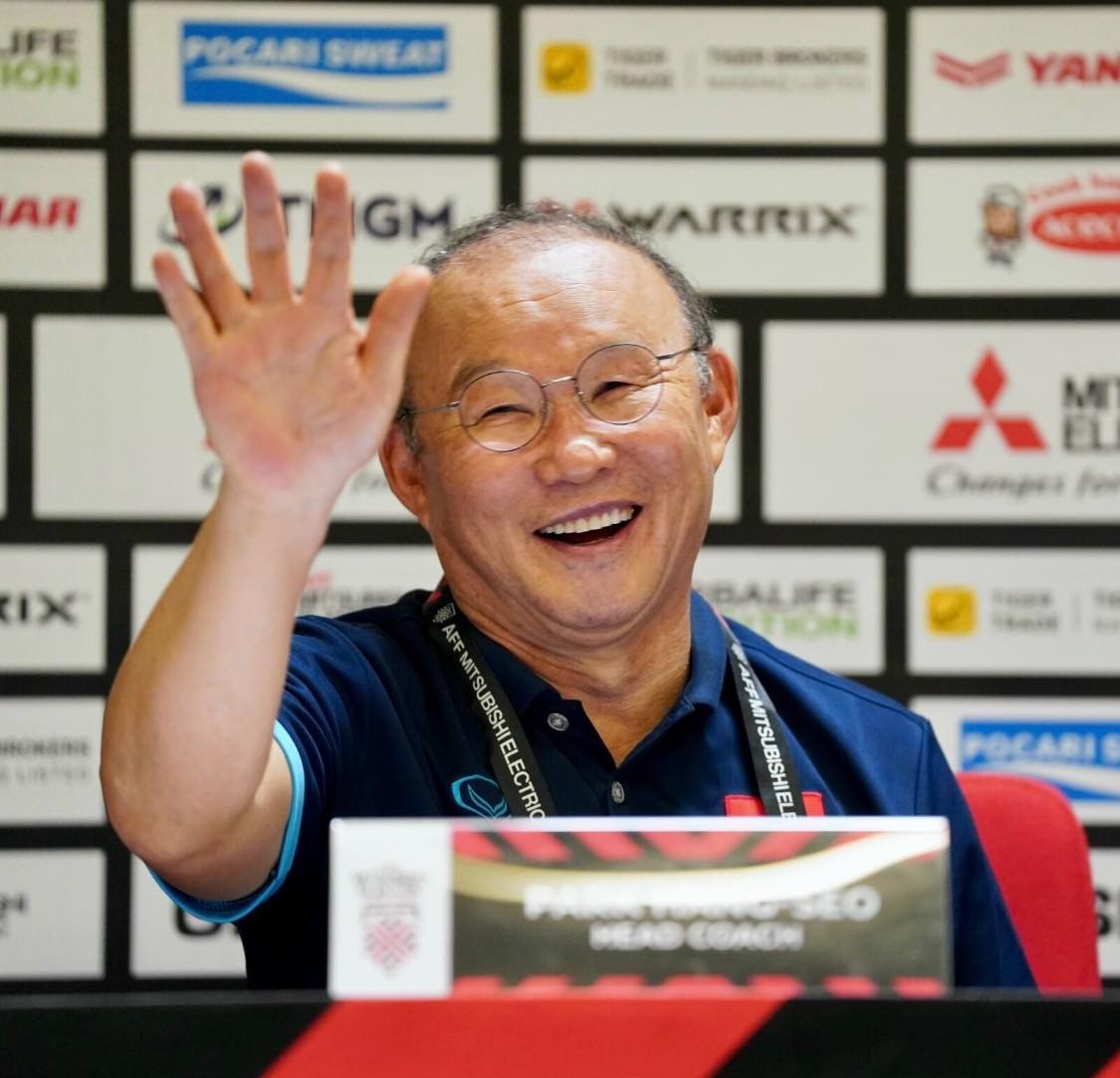 7 lần trượt ghế HLV của ông Park Hang Seo trước khi làm sếp lớn của bóng đá Hàn Quốc