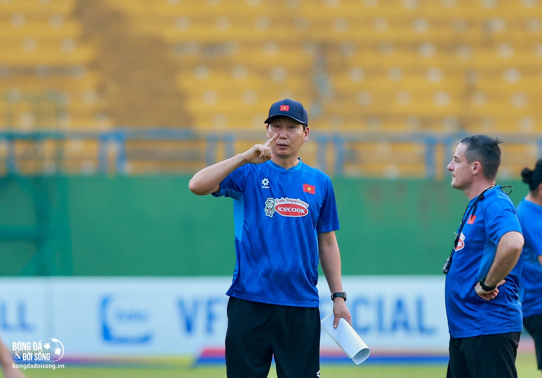 HLV Kim Sang Sik đau đầu với "cơn bão" chấn thương trước trận đại chiến với Malaysia