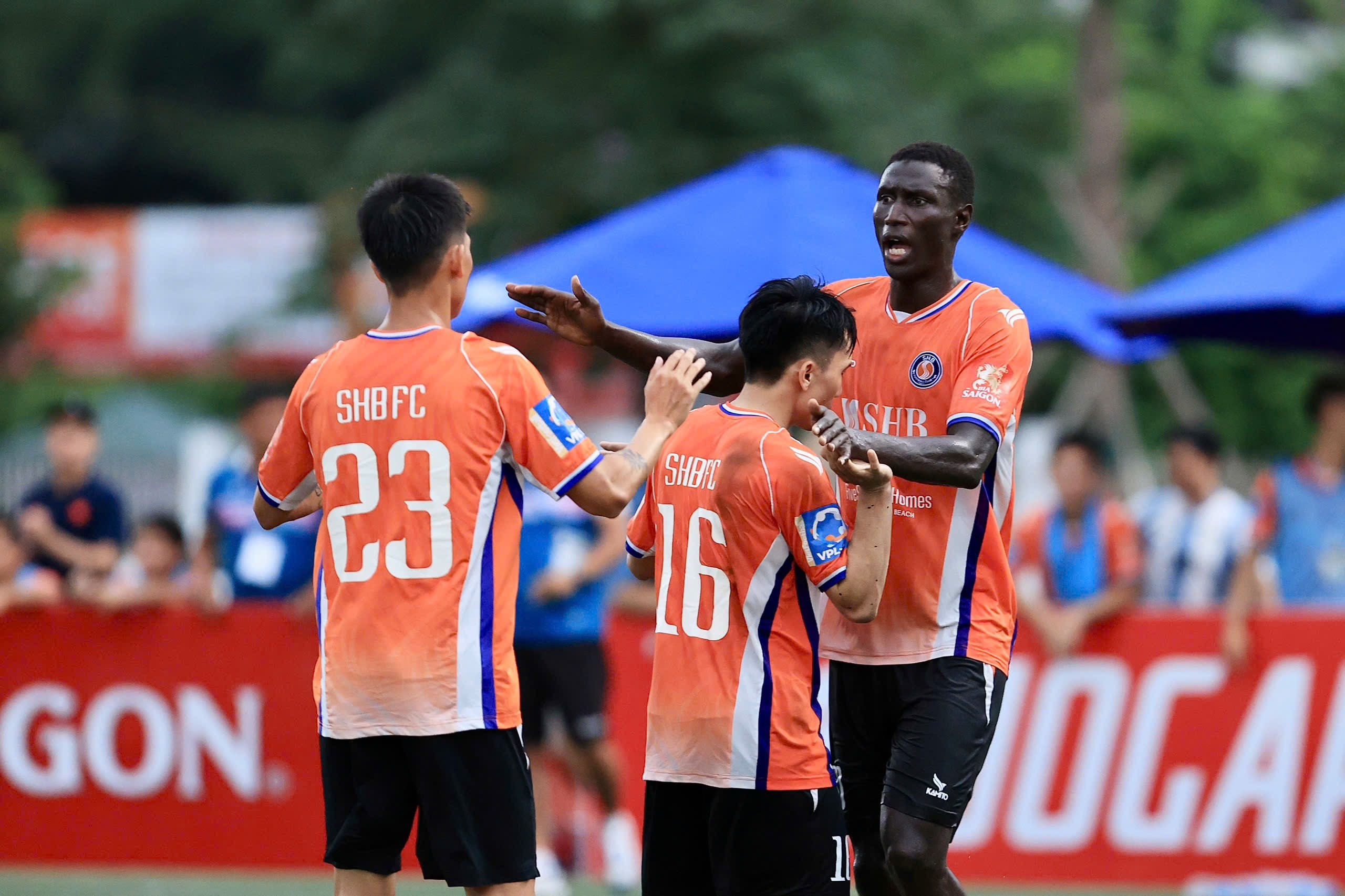 Vòng 4 HPL-S12: Thiên Khôi thắng đậm, SHB tìm lại niềm vui