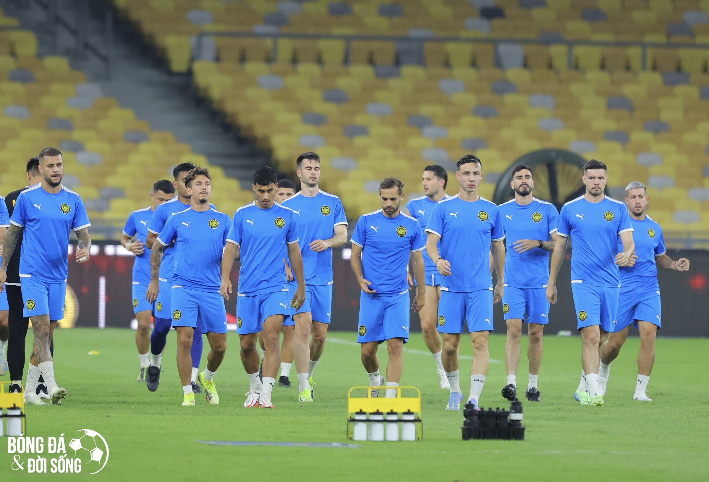 ĐT Malaysia giữ kín thông tin, tung chiêu “giấu bài” trước đại chiến với tuyển Việt Nam