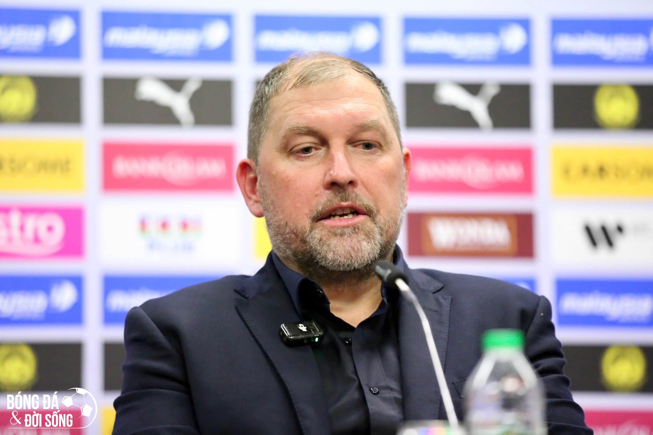 HLV Malaysia tiết lộ bí quyết đè bẹp tuyển Việt Nam