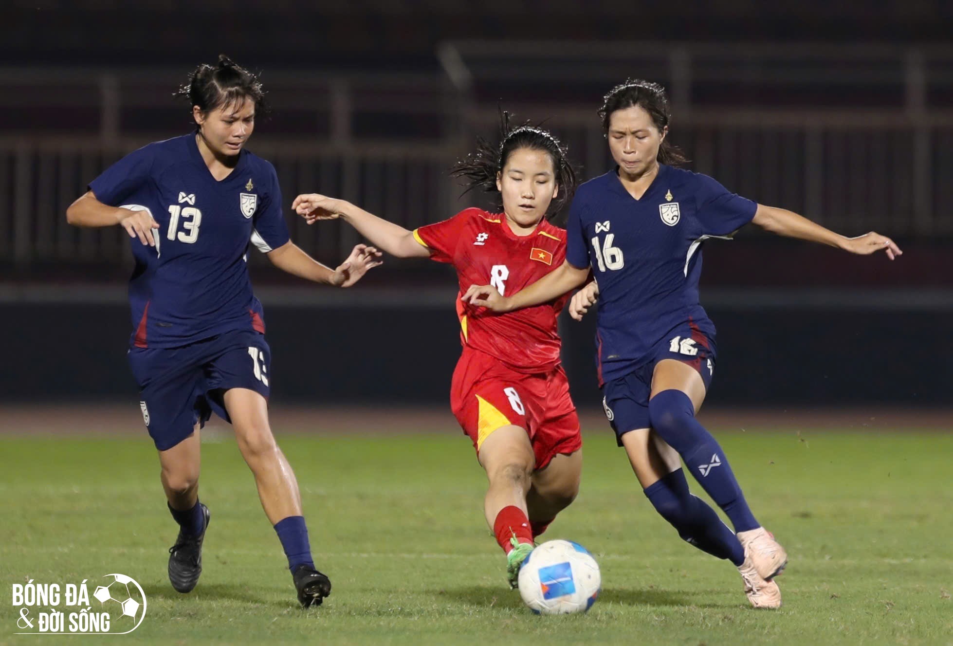 Thua đậm Thái Lan, U19 nữ Việt Nam lỡ hẹn ngôi vương Đông Nam Á